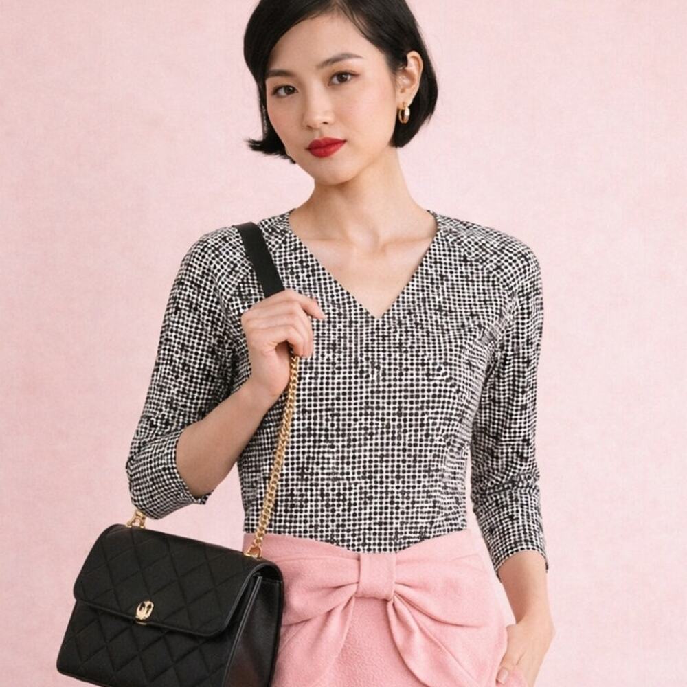 KATE SPADE V-neck Blouse White Black geo polka dot size 4